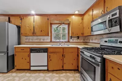 83 McClelland Rd, Halifax, MA 02338 - Photo 5