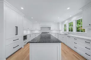27 Ash St, Hopkinton, MA 01748 - Photo 3