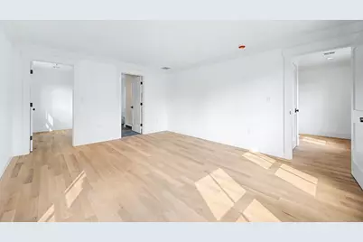 27 Ash St, Hopkinton, MA 01748 - Photo 33