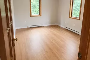 650 Oxford St S, Auburn, MA 01501 - Photo 5