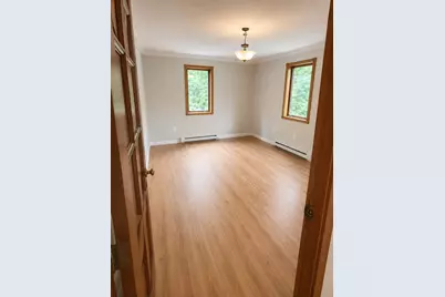650 Oxford St  S, Auburn, MA 01501 - Photo 5