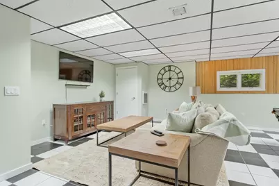 60 Commonwealth Cir, Leominster, MA 01453 - Photo 31