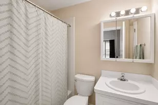 28 Edgerly Rd, Boston, MA 02115 - Photo 13