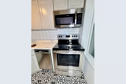328 Dartmouth St #8, Boston, MA 02116 - Photo 13