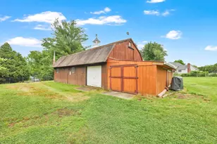 235 N Westfield St, Agawam, MA 01030 - Photo 35