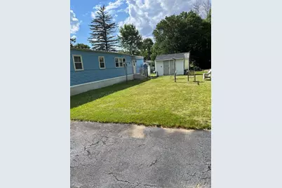 23 Riverview Cir, Brimfield, MA 01010 - Photo 3