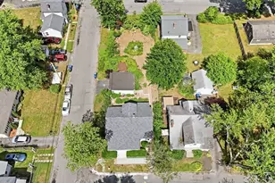 117 Burghardt St, Springfield, MA 01109 - Photo 3