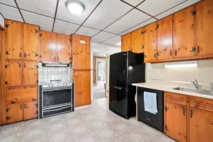 117 Burghardt St, Springfield, MA 01109 - Photo 21
