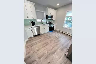 10 Brooks Ave #2, Quincy, MA 02169 - Photo 3