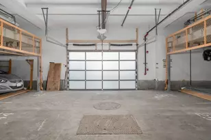 340 W 2nd St, Boston, MA 02127 - Photo 33