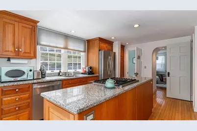 51 Lynn Fells Pkwy, Melrose, MA 02176 - Photo 5