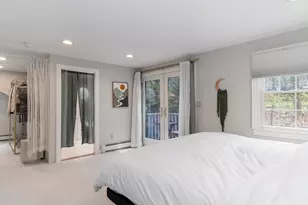 51 Lynn Fells Pkwy, Melrose, MA 02176 - Photo 23
