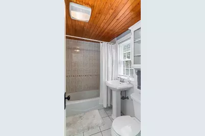 51 Lynn Fells Pkwy, Melrose, MA 02176 - Photo 17