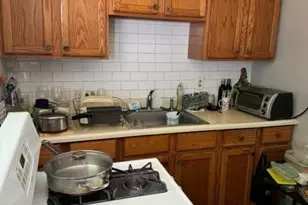 52 Neillian St, Bedford, MA 01730 - Photo 3
