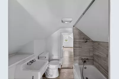 50 Lloyd Ave, Warwick, RI 02889 - Photo 15