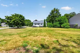 50 Lloyd Ave, Warwick, RI 02889 - Photo 21