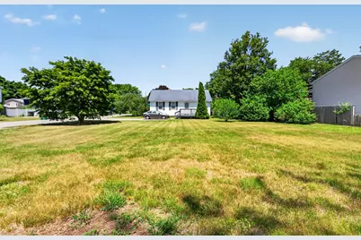 50 Lloyd Ave, Warwick, RI 02889 - Photo 21