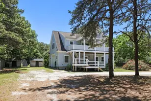 379 Monomoscoy Rd, Mashpee, MA 02649 - Photo 17