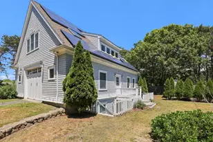 379 Monomoscoy Rd, Mashpee, MA 02649 - Photo 13