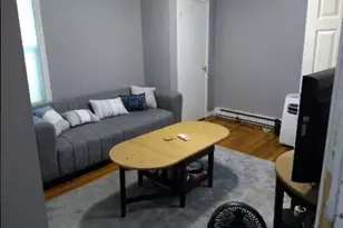 7 Broad St, North Attleboro, MA 02760 - Photo 3