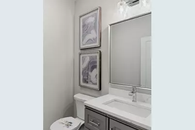 26 Elise Avenue #13, Londonderry, NH 03053 - Photo 29
