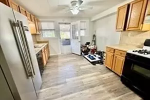 46 Main St, Hull, MA 02045 - Photo 7
