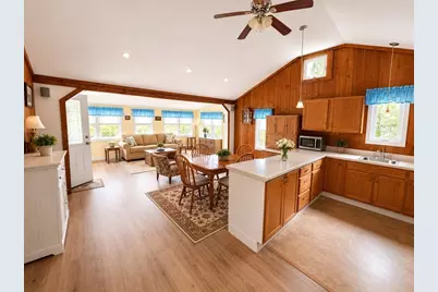 6 Lake Shore Dr, Wales, MA 01081 - Photo 9