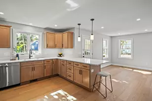 7 4th Ave, Haverhill, MA 01830 - Photo 5