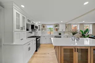 162 High St, Danvers, MA 01923 - Photo 5
