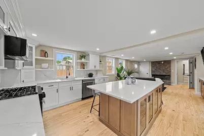 162 High St #B, Danvers, MA 01923 - Photo 3