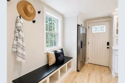 162 High St #B, Danvers, MA 01923 - Photo 3
