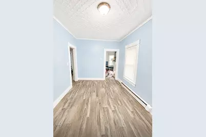 104 Alden St, Springfield, MA 01109 - Photo 9