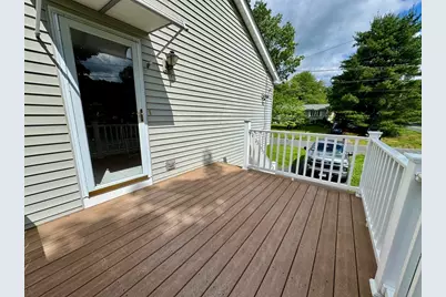 2 Hazelhurst Ave, East Longmeadow, MA 01028 - Photo 13