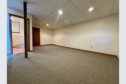 2 Hazelhurst Ave, East Longmeadow, MA 01028 - Photo 5