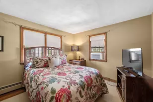 25 Colonial Rd, Peabody, MA 01960 - Photo 19