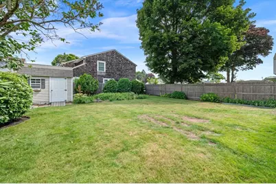 25 Colonial Rd, Peabody, MA 01960 - Photo 37