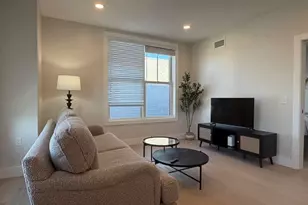 425 Border St, Boston, MA 02128 - Photo 3