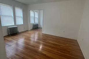 10 Yeamans St, Revere, MA 02151 - Photo 5
