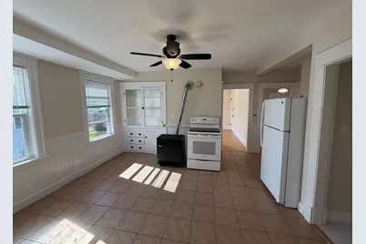10 Tower St #3, Worcester, MA 01606 - Photo 5