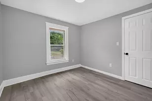 303 W Main St, Millbury, MA 01527 - Photo 15