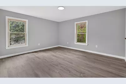 303 West Main Street, Millbury, MA 01527 - Photo 13