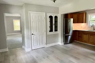 33 Prospect St, Templeton, MA 01436 - Photo 3