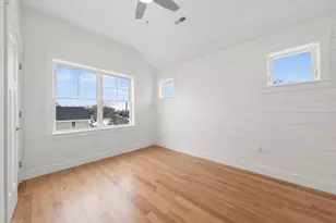 2 Old County Rd, Salisbury, MA 01952 - Photo 9