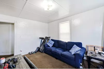 109 Grover St, Springfield, MA 01104 - Photo 15