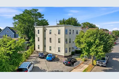 109 Grover St, Springfield, MA 01104 - Photo 3