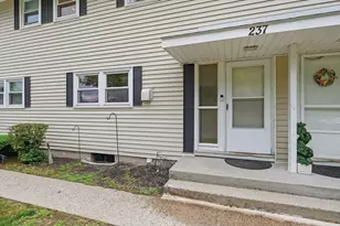 237 Greenwood Terrace, Chicopee, MA 01022 - Photo 9