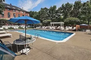 42 8th St, Boston, MA 02129 - Photo 11