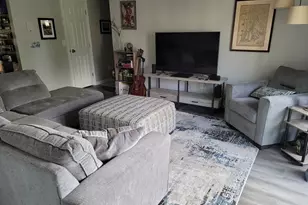 434 Linden St, Fall River, MA 02720 - Photo 3