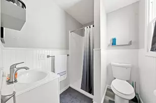 434 Linden St, Fall River, MA 02720 - Photo 15