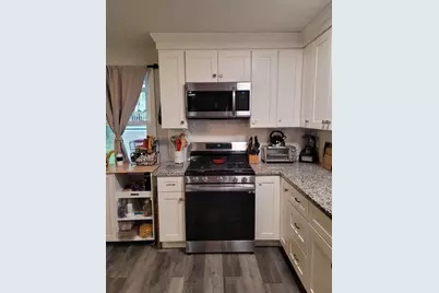 434 Linden St. #4, Fall River, MA 02720 - Photo 5